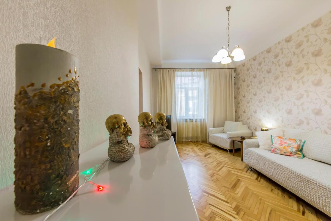 Затишна Квартира На Майдані Незалежності Kiew Exterior foto