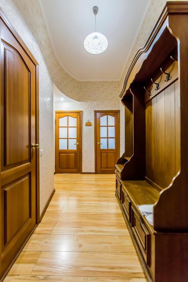 Затишна Квартира На Майдані Незалежності Kiew Exterior foto