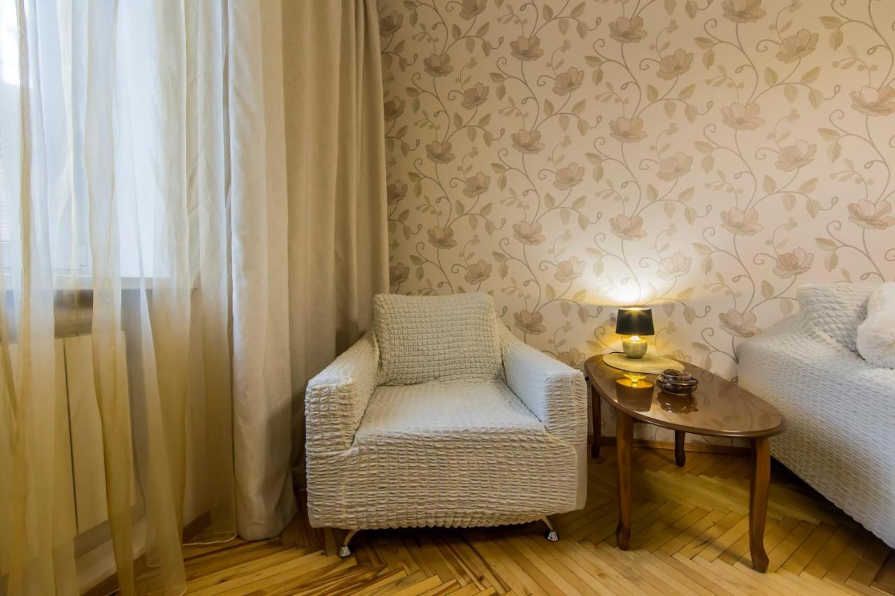 Затишна Квартира На Майдані Незалежності Kiew Exterior foto
