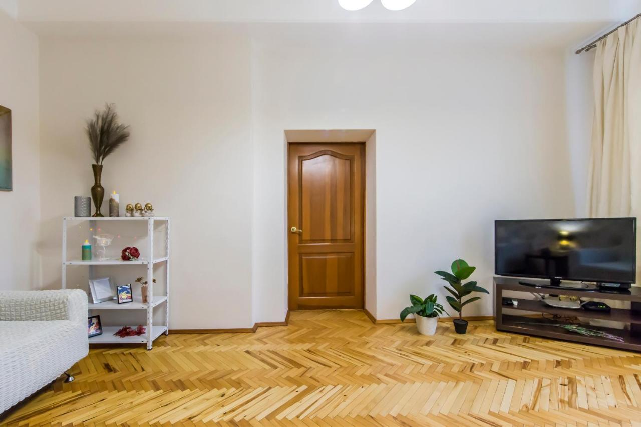 Затишна Квартира На Майдані Незалежності Kiew Exterior foto